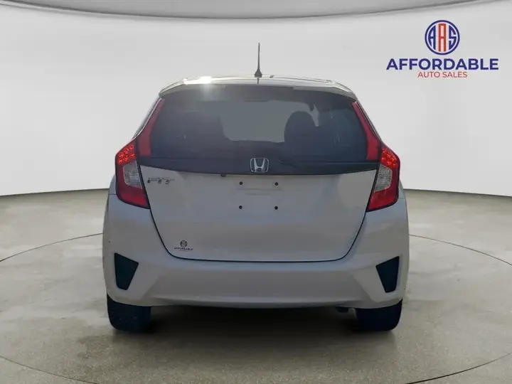 Honda Fit 2017 photo 4