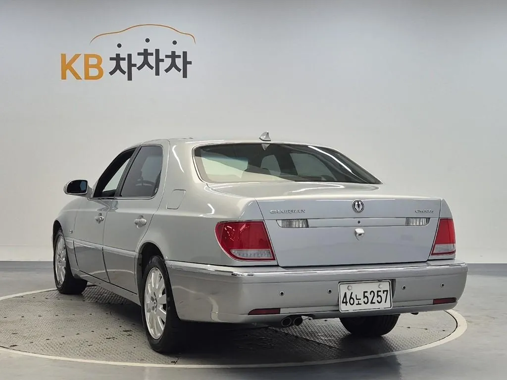 KG Mobility Chairman 2007 photo 2