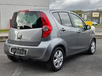 Opel Agila