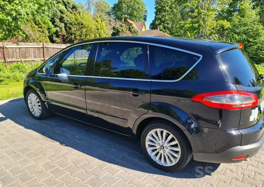 Ford S-Max 2011 photo 4