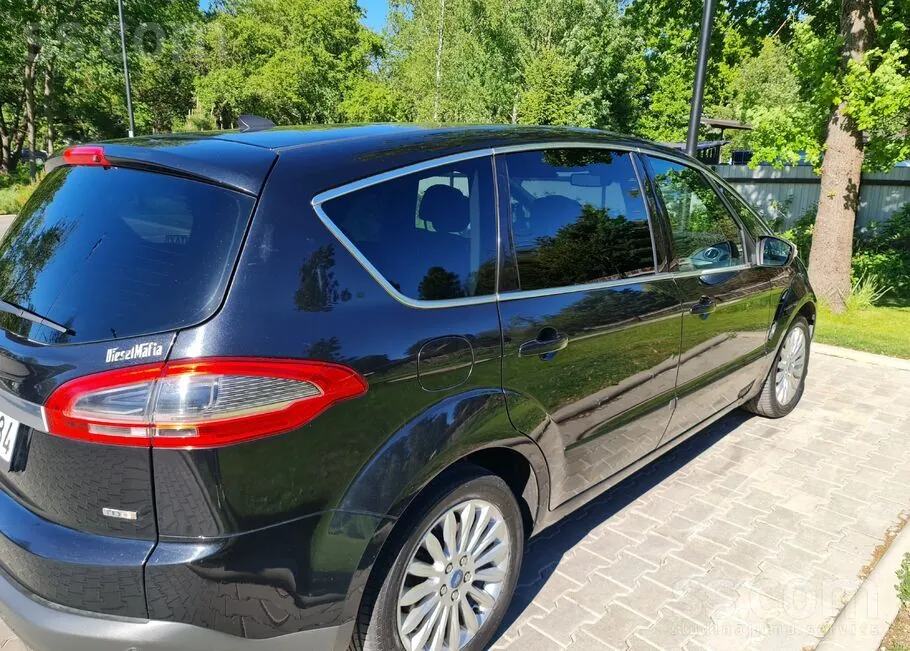Ford S-Max 2011 photo 3