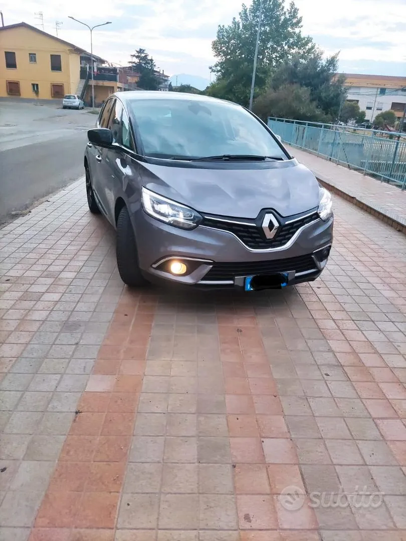 Renault Scenic