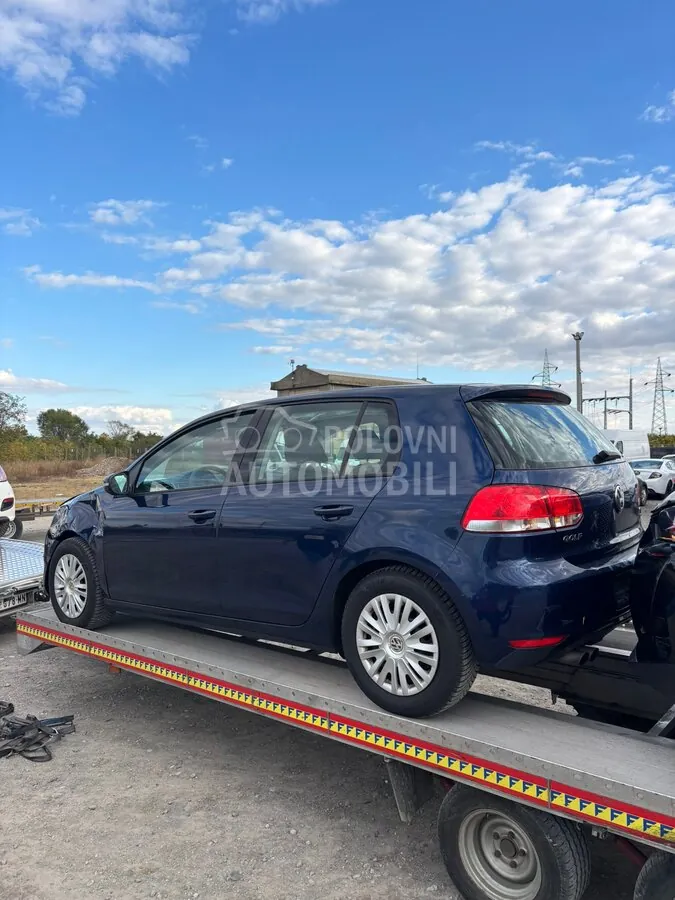 Volkswagen Golf 2009 photo 4
