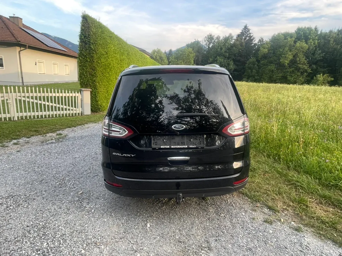 Ford Galaxy 2016 photo 2