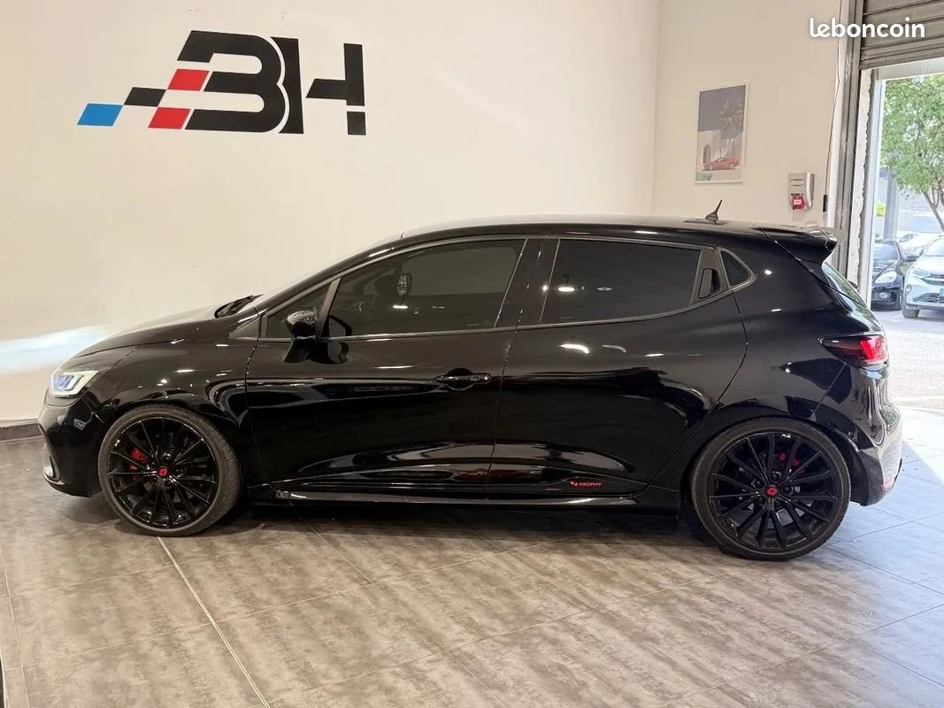 Renault Clio 2017 photo 5