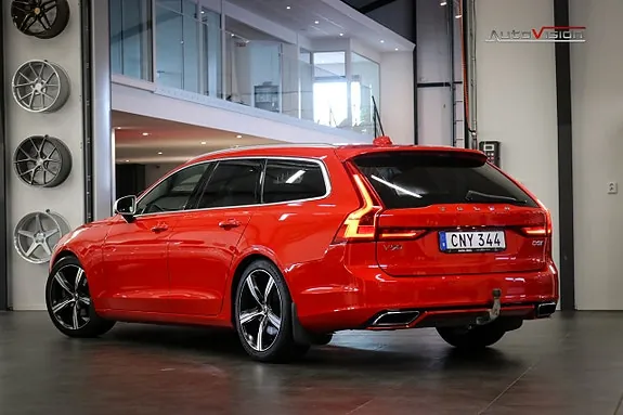 Volvo V90 2017 photo 2