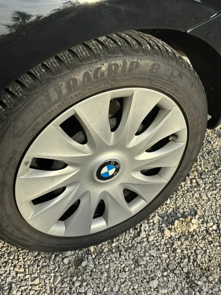 BMW 1 Series 2004 photo 2