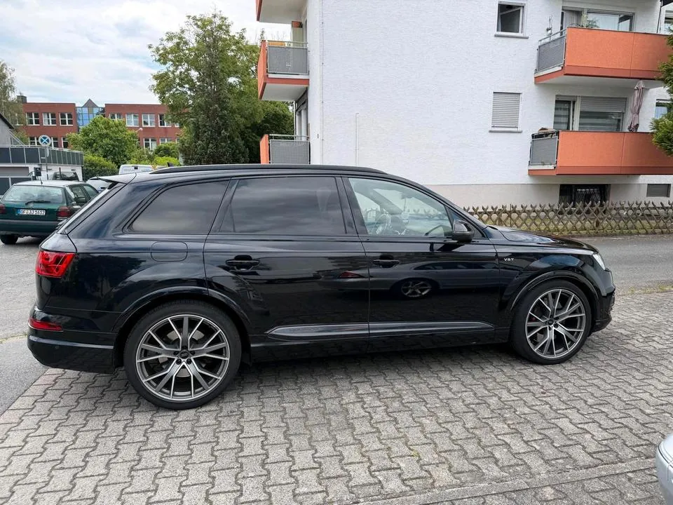 Audi Sq7