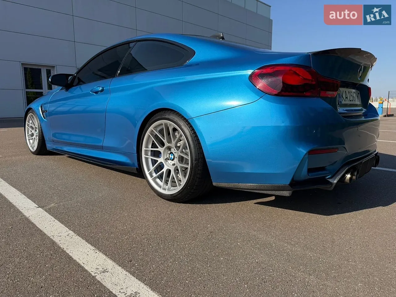 BMW M4 2015 photo 5