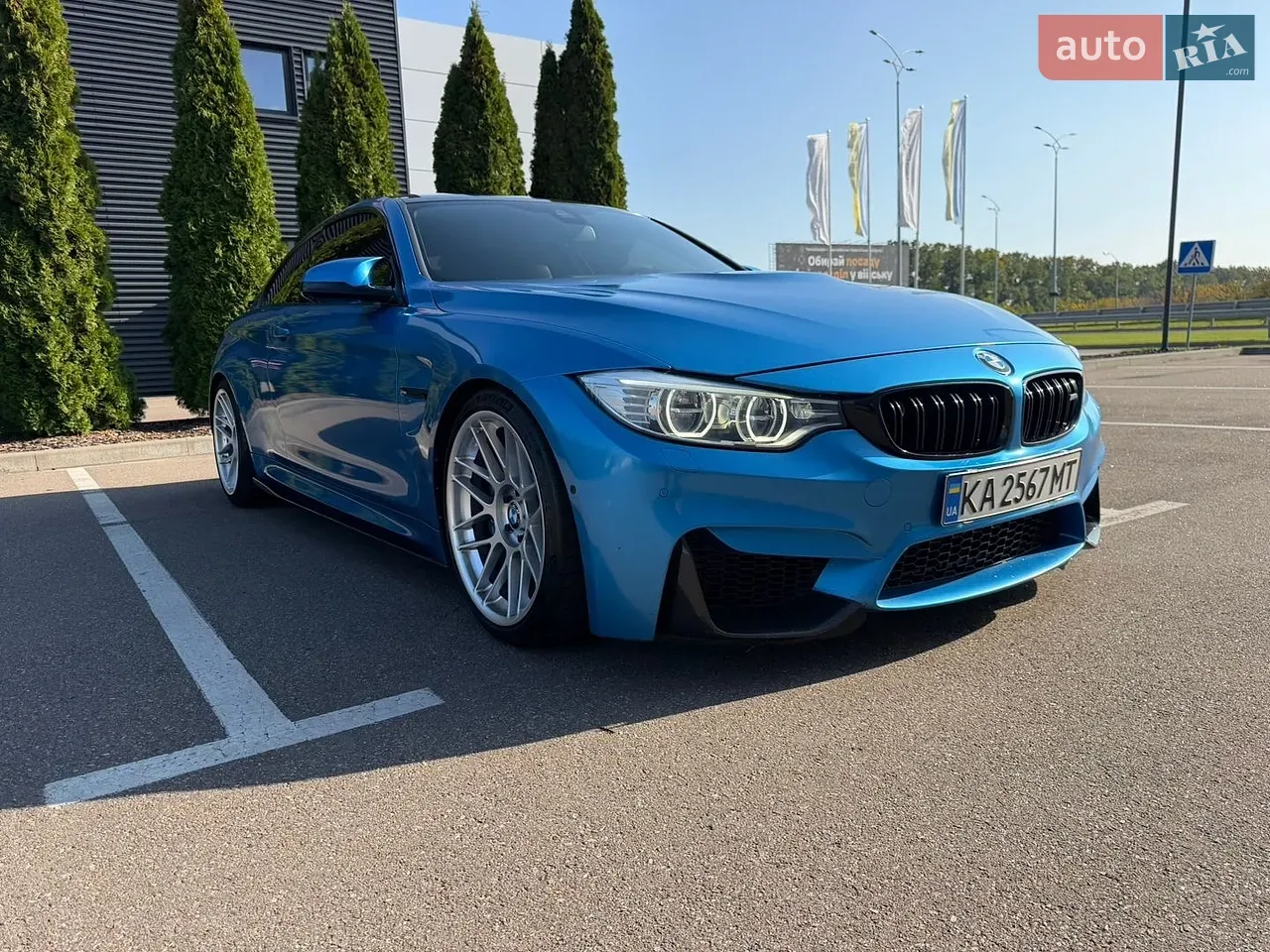 BMW M4 2015 photo 2