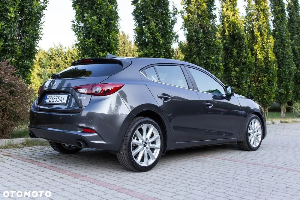 Mazda 3 2017 photo 3