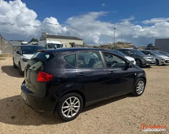 Seat Altea 2011 photo 3