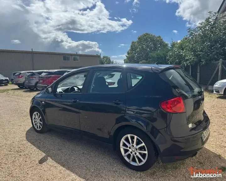 Seat Altea 2011 photo 4