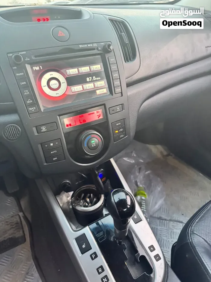 Kia Forte 2012 photo 2