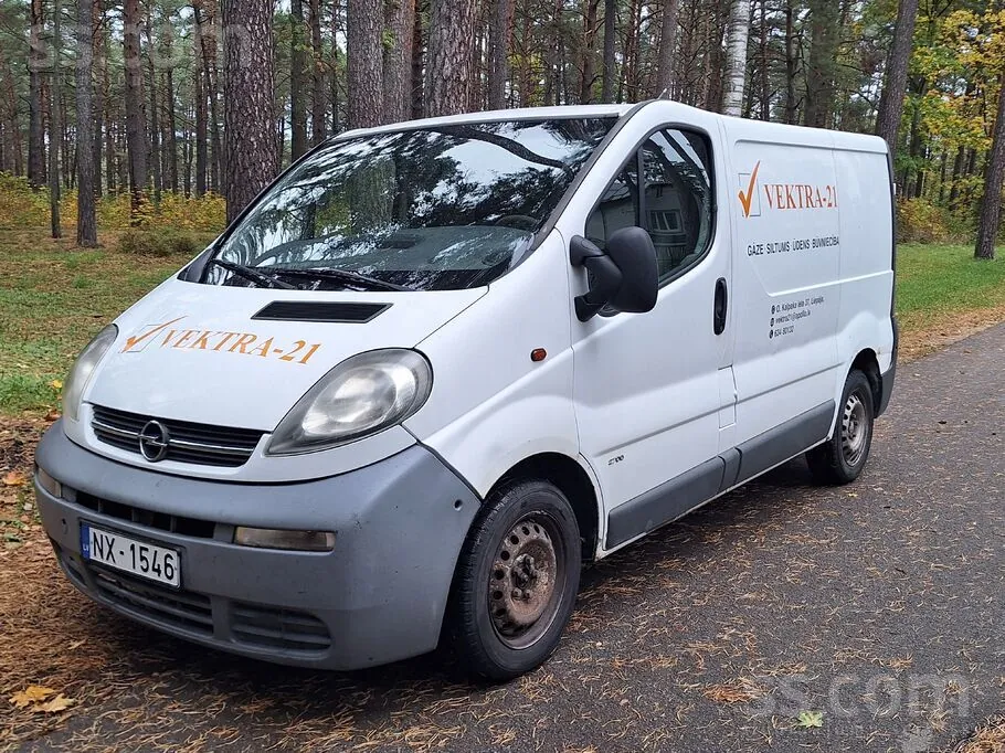 Opel Vivaro 2002 photo 2