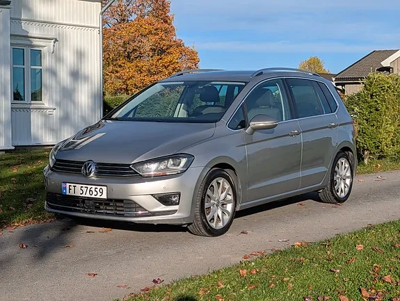Volkswagen Golf Sportsvan 2017 photo 2