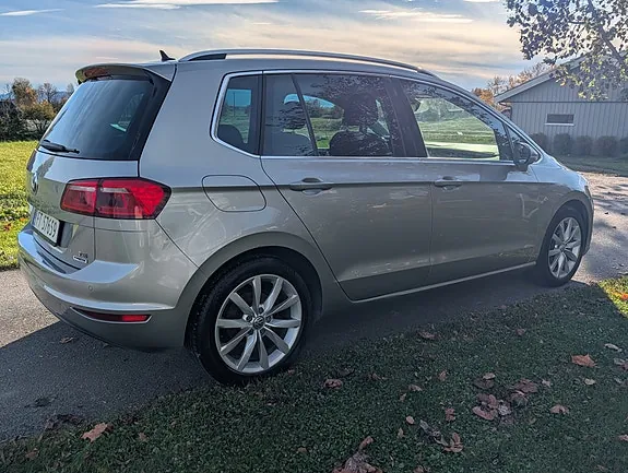 Volkswagen Golf Sportsvan 2017 photo 5