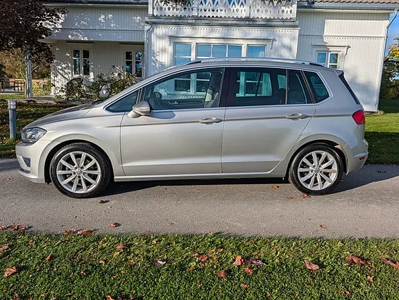 Volkswagen Golf Sportsvan 2017 photo 4