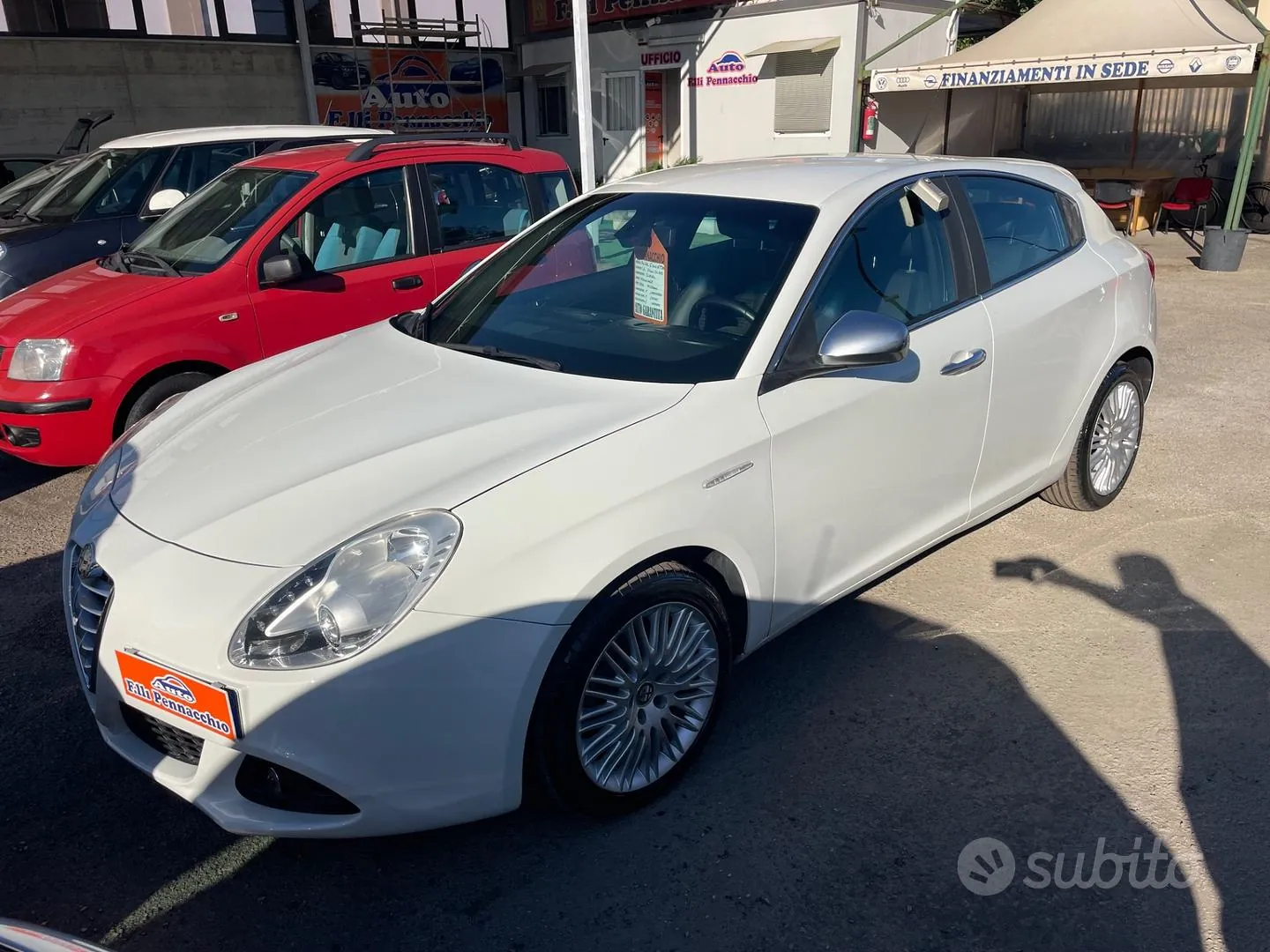 Alfa Romeo Giulietta 2012 photo 2