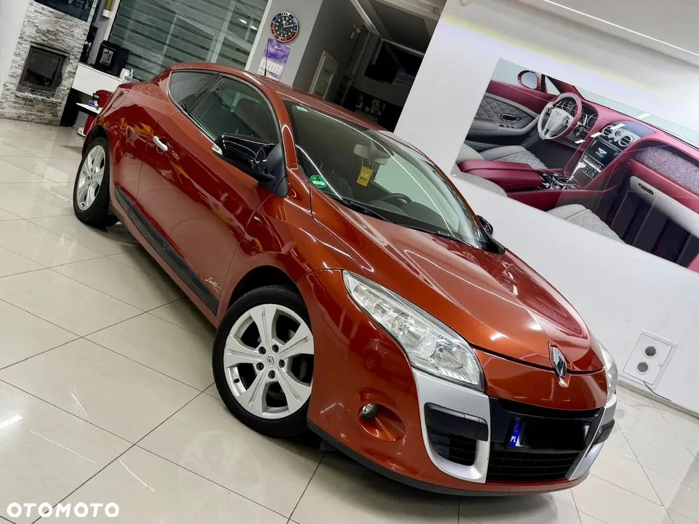 Renault Megane 2009 photo 2