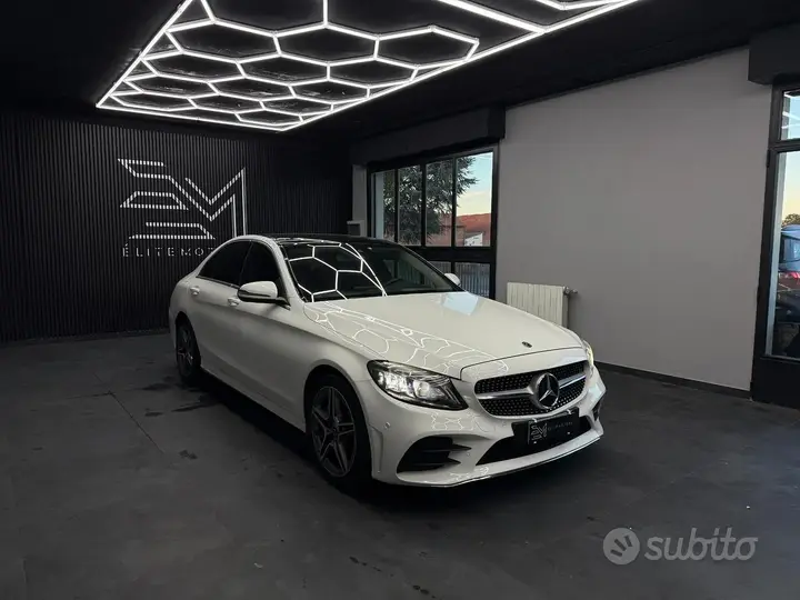 Mercedes-Benz C-Class 2019 photo 3