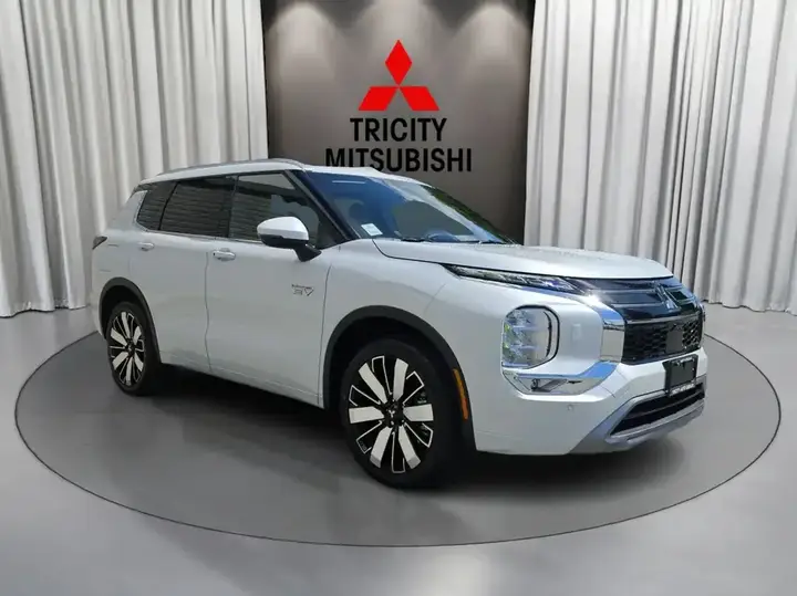 Mitsubishi Outlander 2026 photo 3