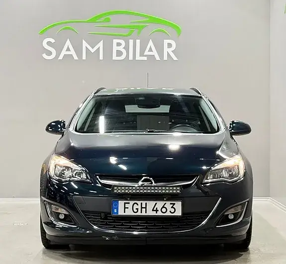 Opel Astra 2014 photo 3