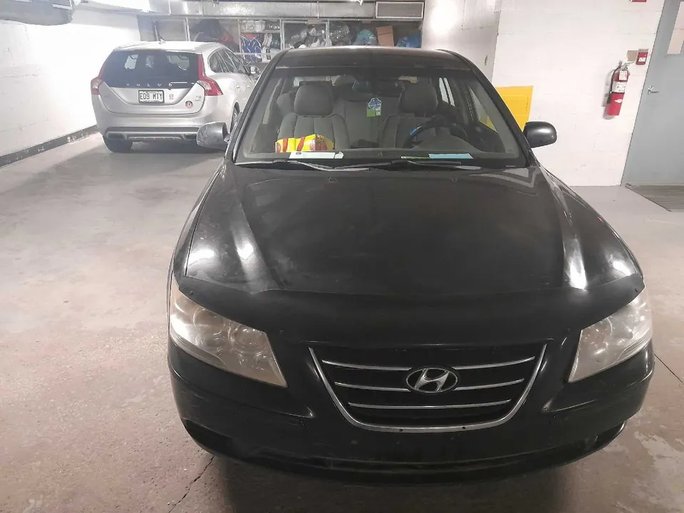 Hyundai Sonata 2010 photo 2