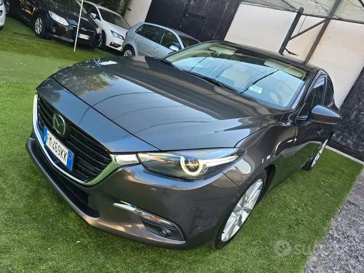 Mazda 3 2018 photo 3