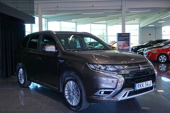 Mitsubishi Outlander 2020 photo 2