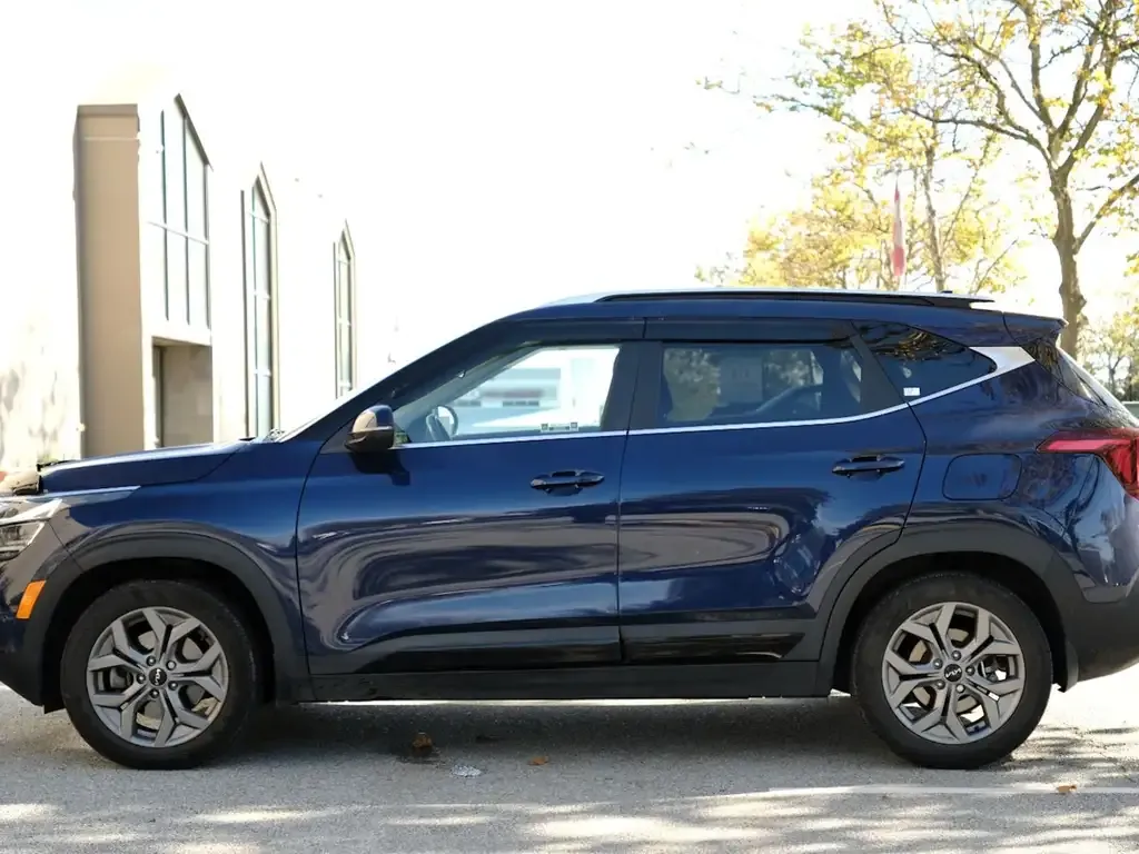 Kia Seltos 2024 photo 2