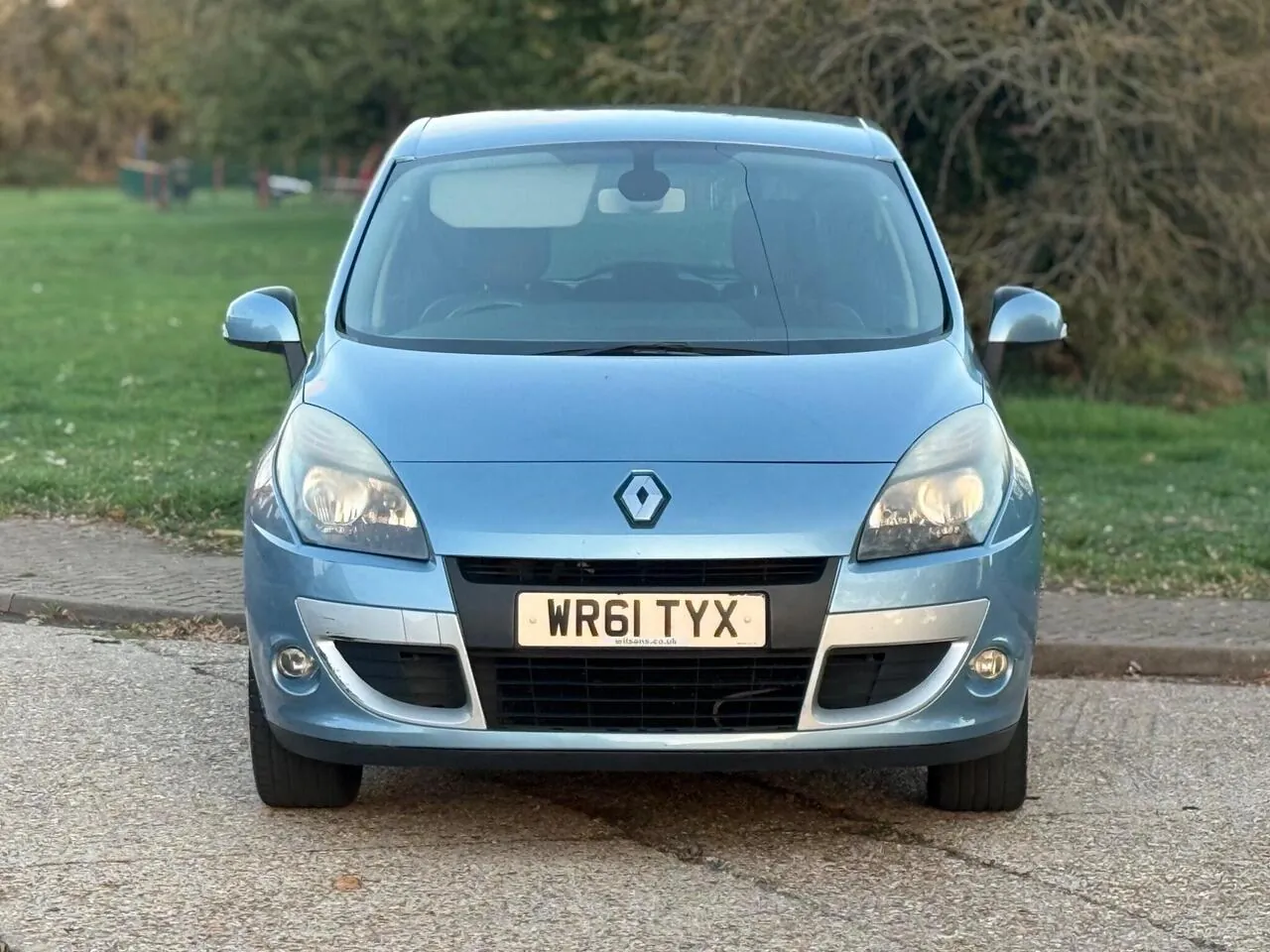 Renault Scenic 2011 photo 3