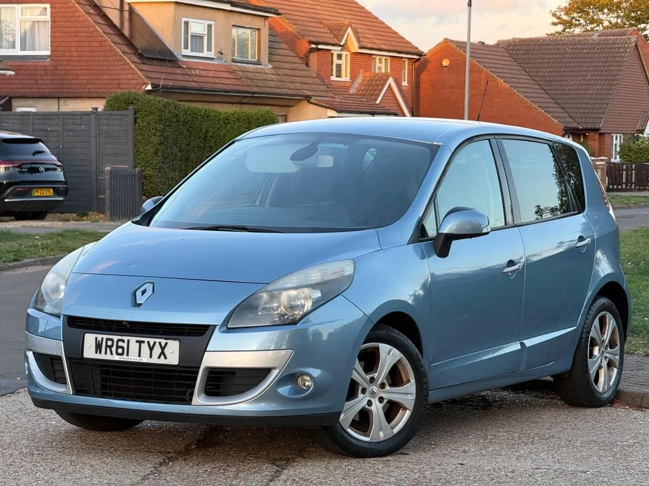 Renault Scenic 2011 photo 5