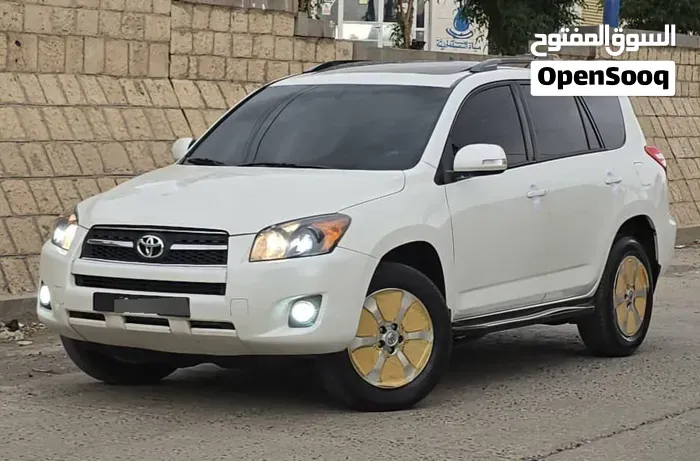 Toyota Rav4 2010 photo 3