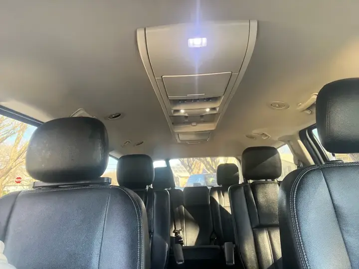 Dodge Grand Caravan 2017 photo 4