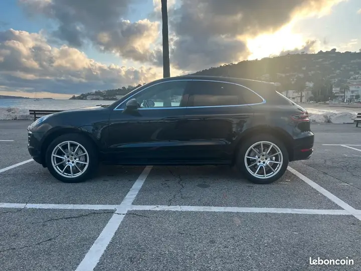 Porsche Macan 2014 photo 2