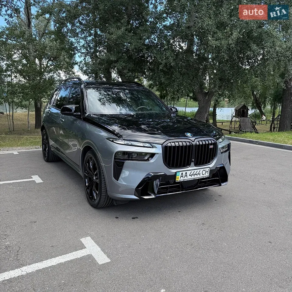 BMW X7 2024 photo 2
