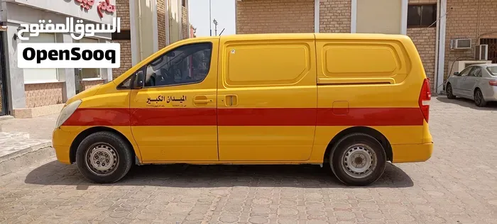 Hyundai H1 2013 photo 2