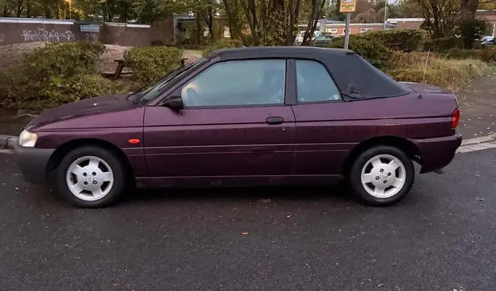 Ford Escort Cabrio