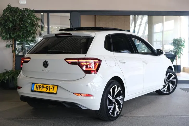 Volkswagen Polo 2022 photo 2