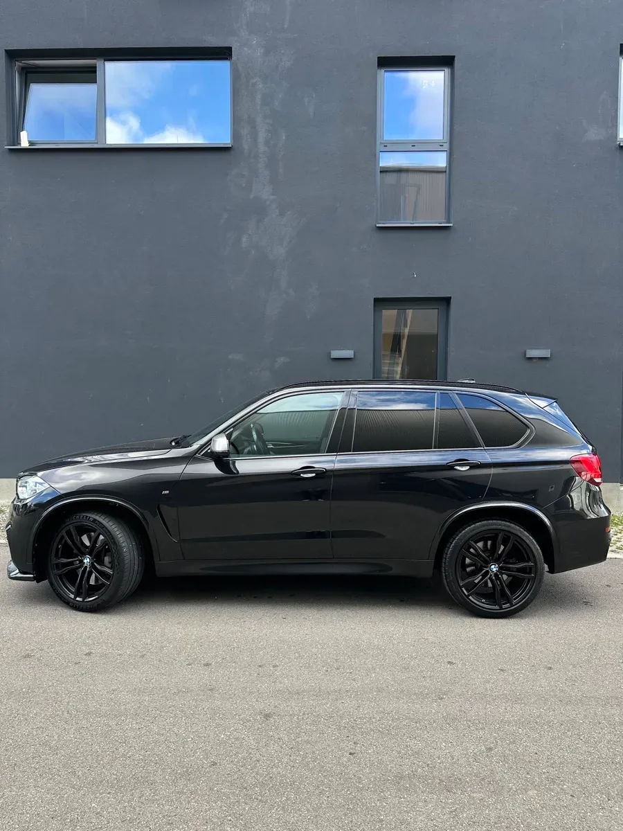 BMW X5 2014 photo 2