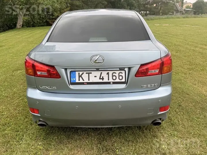 Lexus Is 250 2008 photo 4