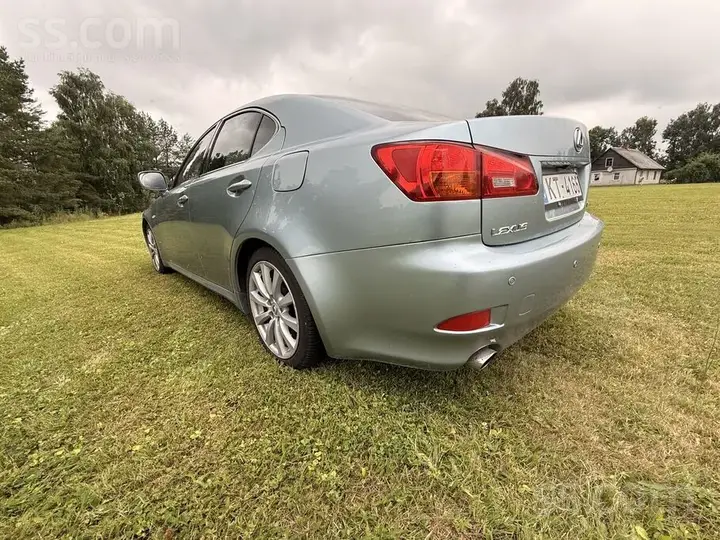 Lexus Is 250 2008 photo 3