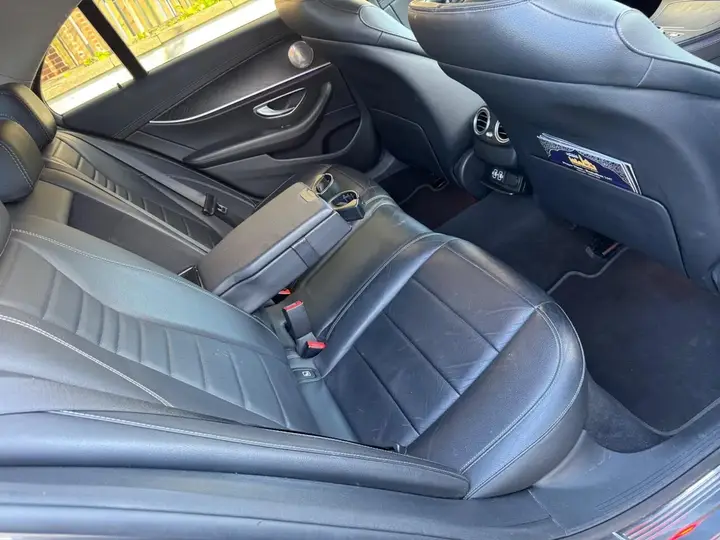 Mercedes-Benz E-Class 2019 photo 5