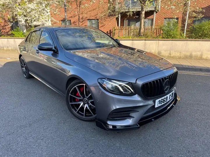 Mercedes-Benz E-Class 2019 photo 2