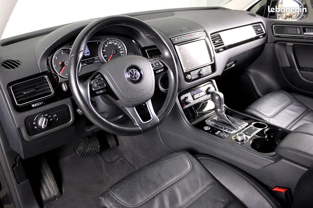 Volkswagen Touareg 2015 photo 4