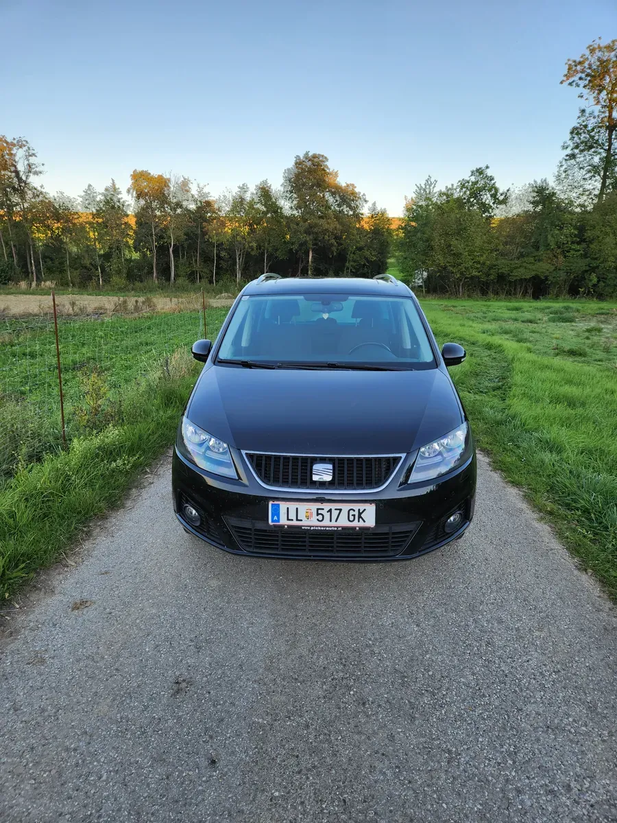 Seat Alhambra 2010 photo 2