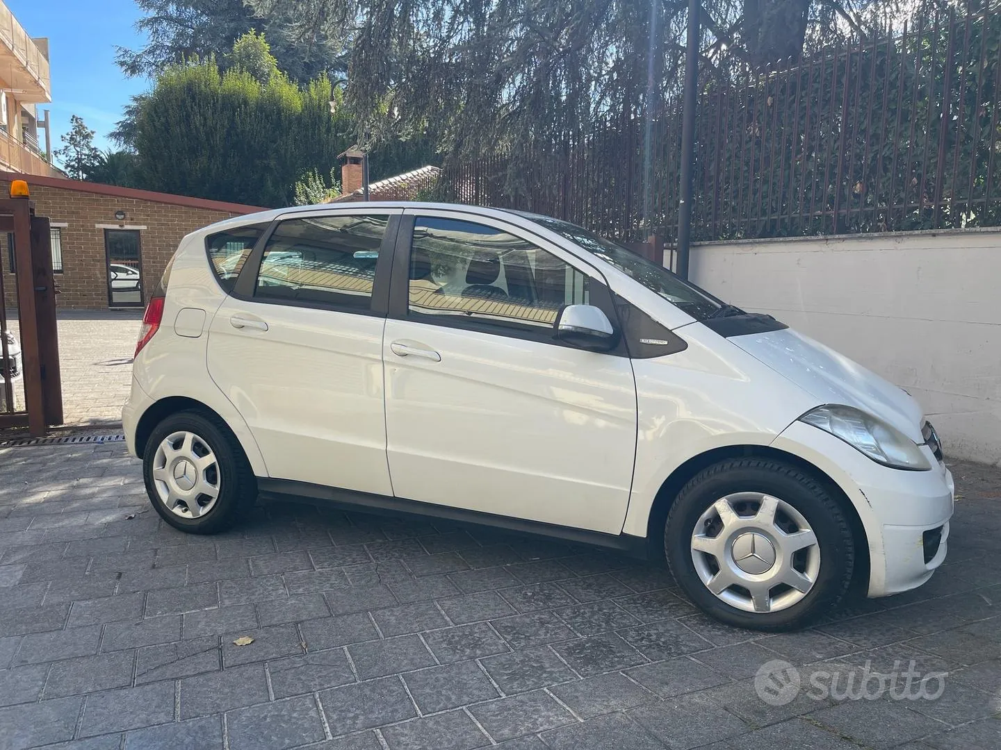 Mercedes-Benz A