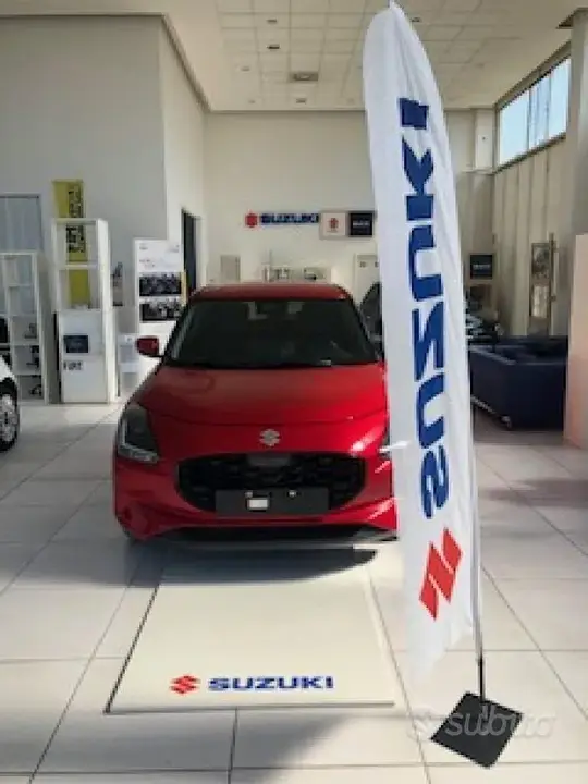 Suzuki Swift photo 2