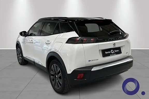 Peugeot E-2008 2022 photo 3